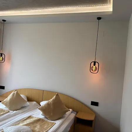 Pensiunea Warthe Bed & Breakfast Brasov Exterior photo